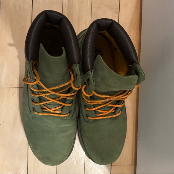 Timberland 6 Inch Premium Boots Size US 6 Green Orange & Brown